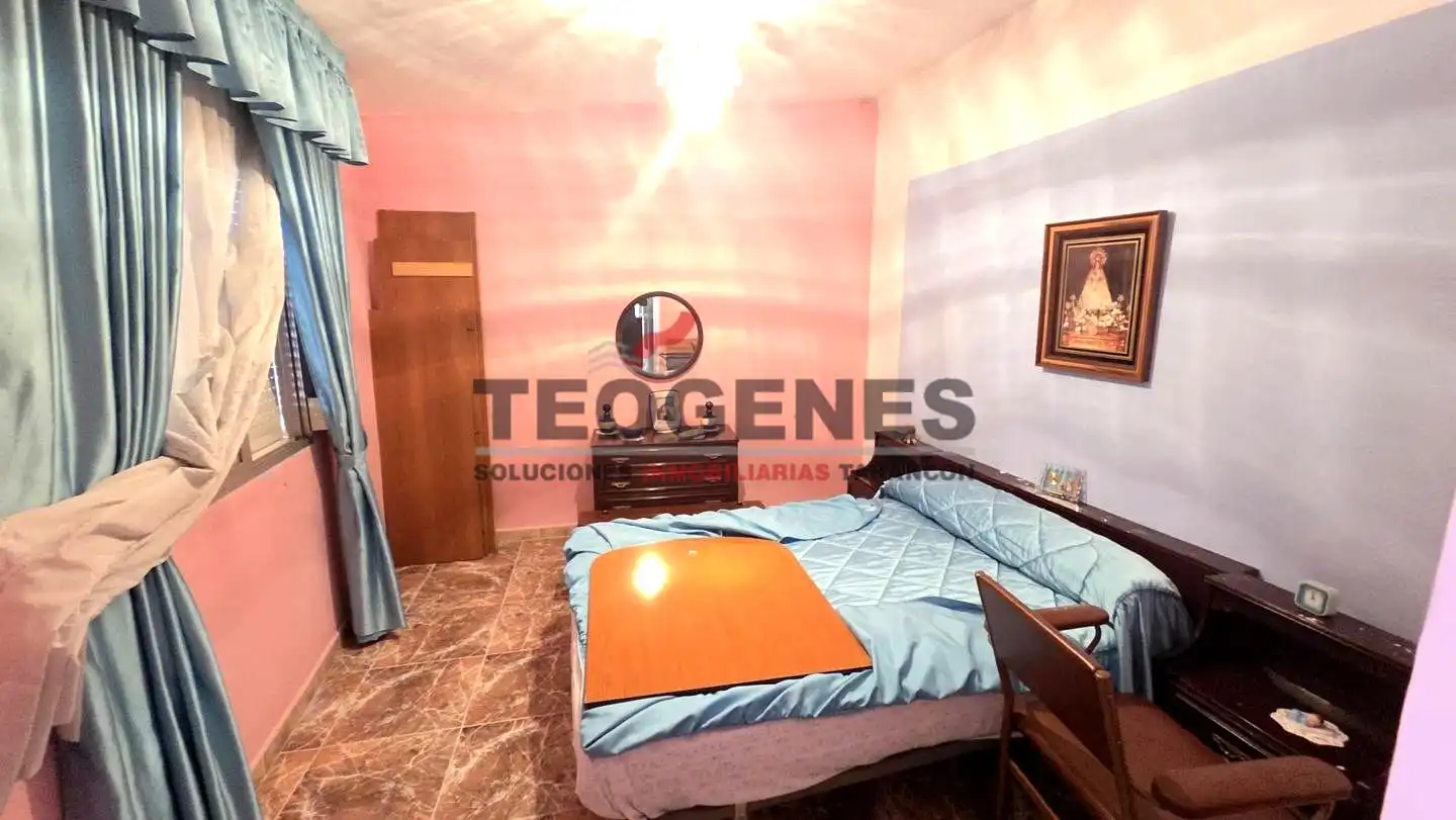 Habitación de Casa o chalet en venta en Zarza de Tajo con Aire acondicionado y Amueblado