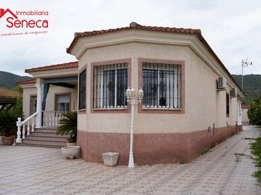 Casa en venda a CAMINO VIEJO KM 1,5