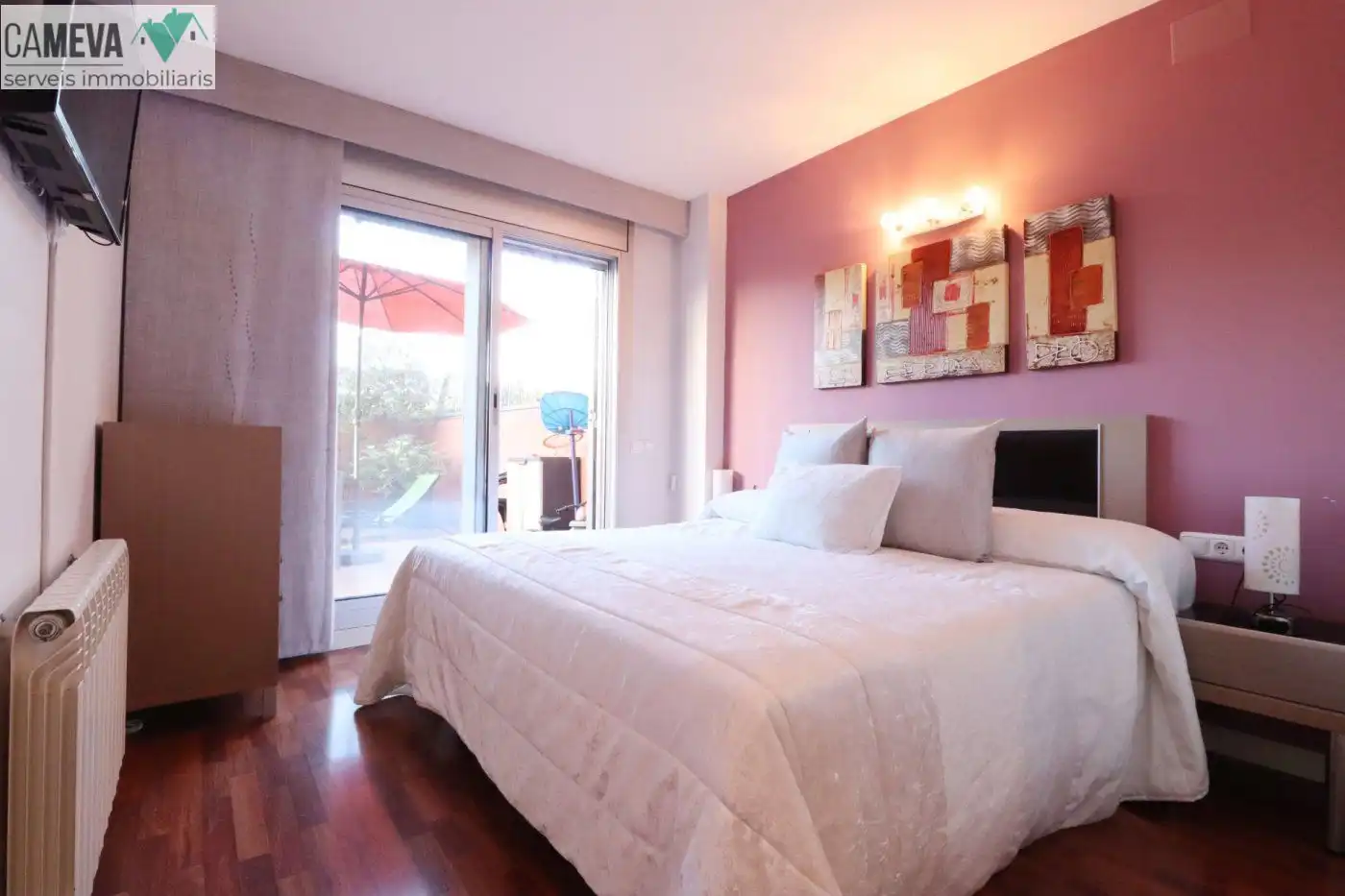 Schlafzimmer von Wohnung zum Verkauf in Barberà del Vallès mit Klimaanlage, Heizung und Privatgarten