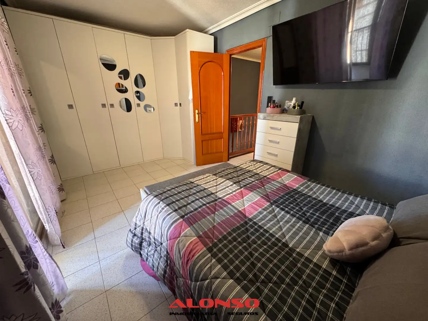 Habitación de Casa adosada en venta en Vinaròs con Aire acondicionado, Terraza y Trastero
