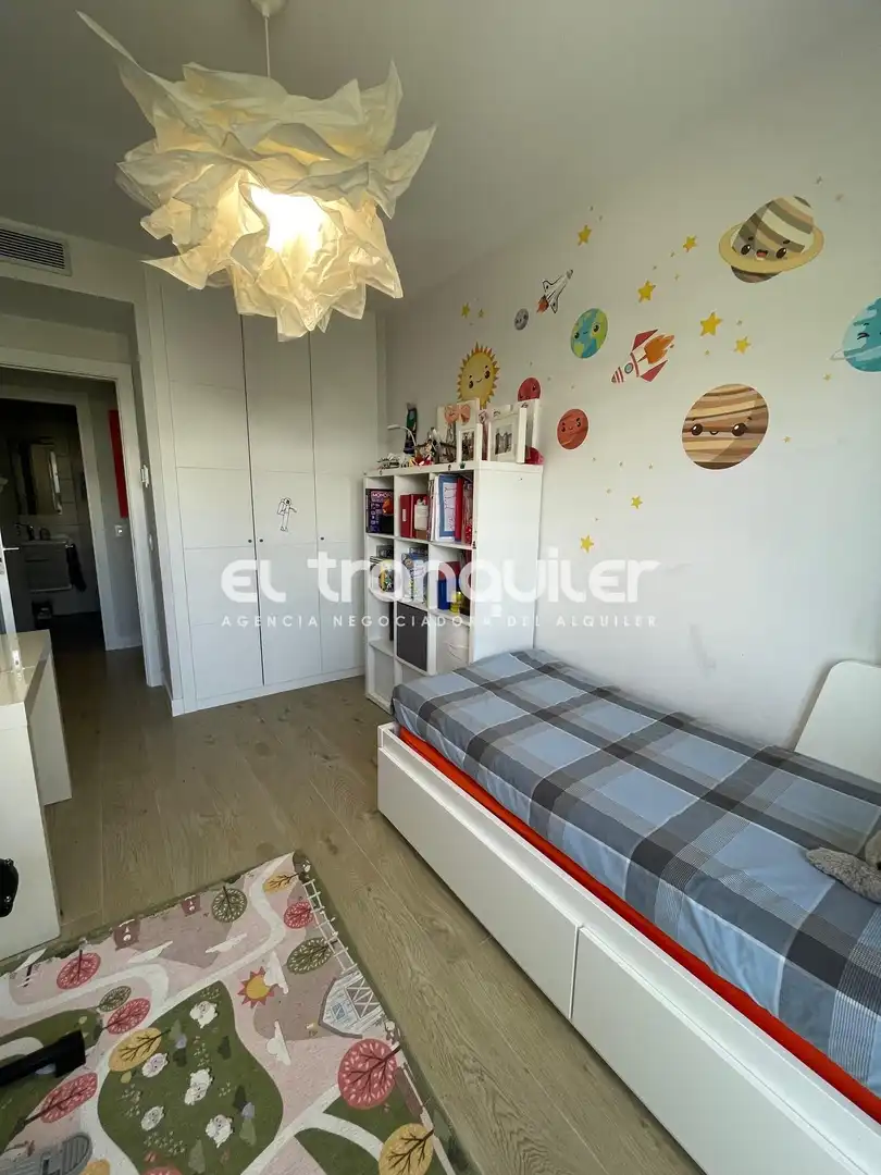 Schlafzimmer von Wohnung zur Miete in Las Rozas de Madrid mit Klimaanlage, Terrasse und Schwimmbad