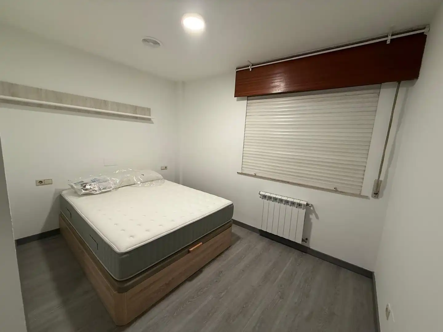 Schlafzimmer von Wohnungen zur Miete in Ames mit Heizung, Abstellraum und Möbliert