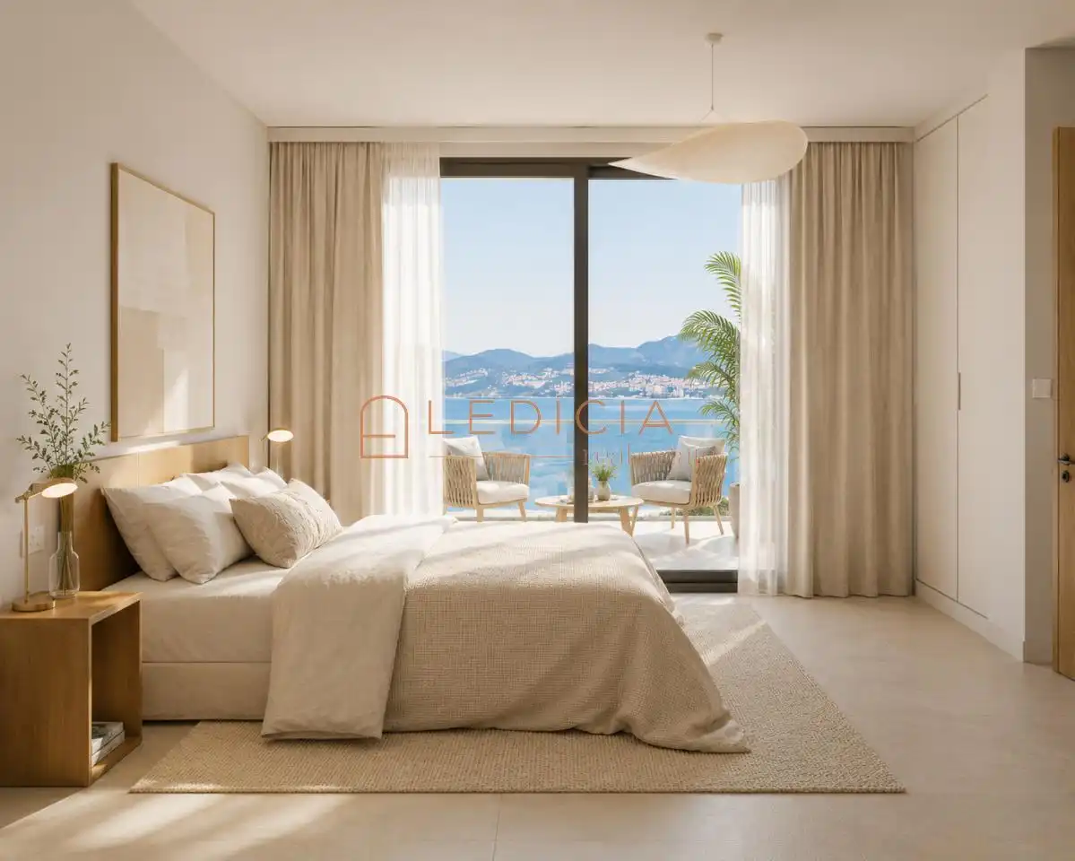 Habitación de Residencial en venta en Vigo 