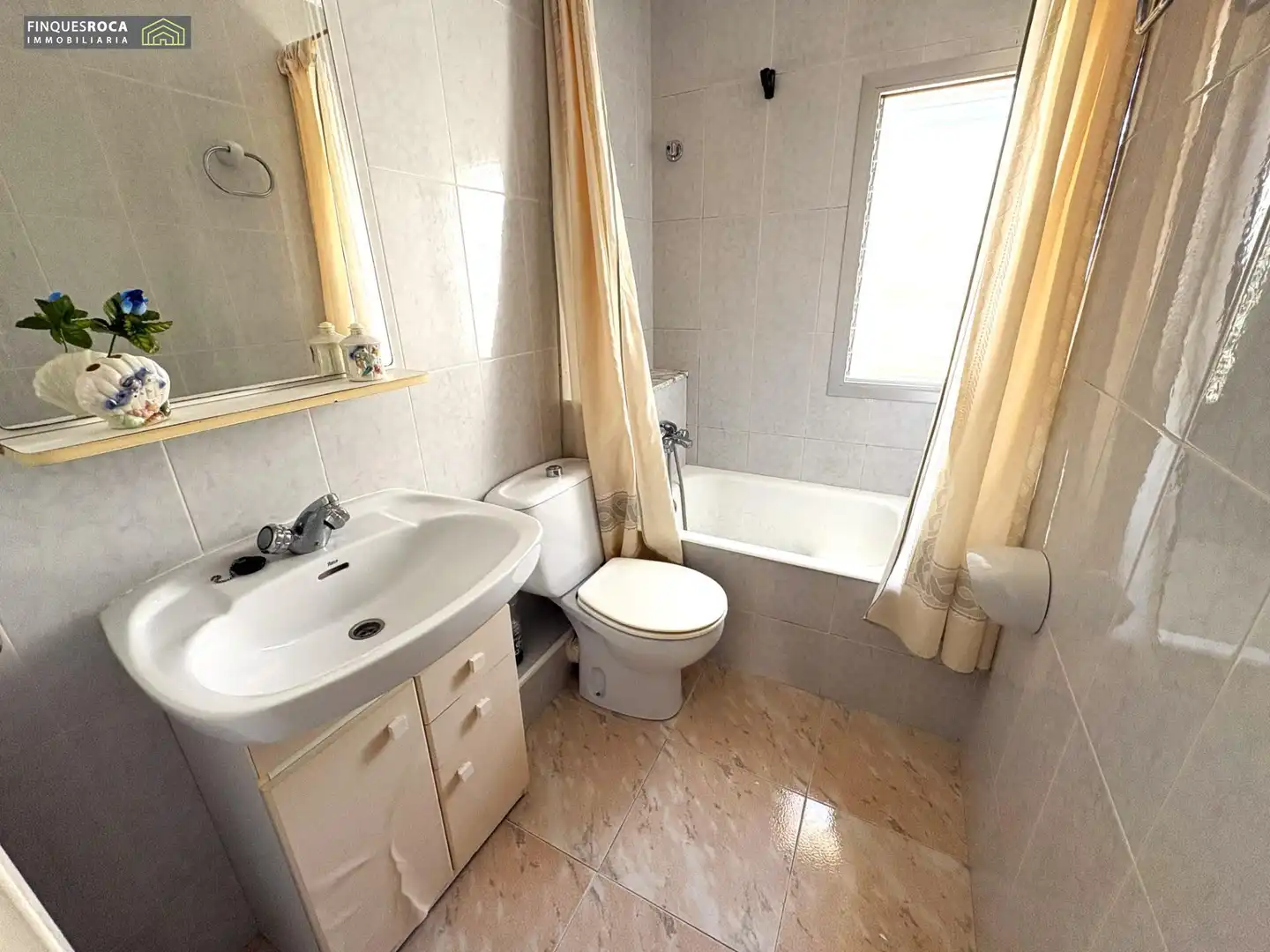 Baño de Piso en venta en Amposta con Aire acondicionado, Calefacción y Alarma
