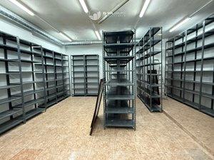 Photo 3 of Box room for sale in Calle Caveda, Llano, Asturias