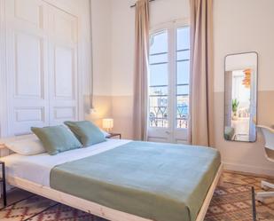 Bedroom of Apartment to share in  Barcelona Capital  with Air Conditioner, Heating and Furnished