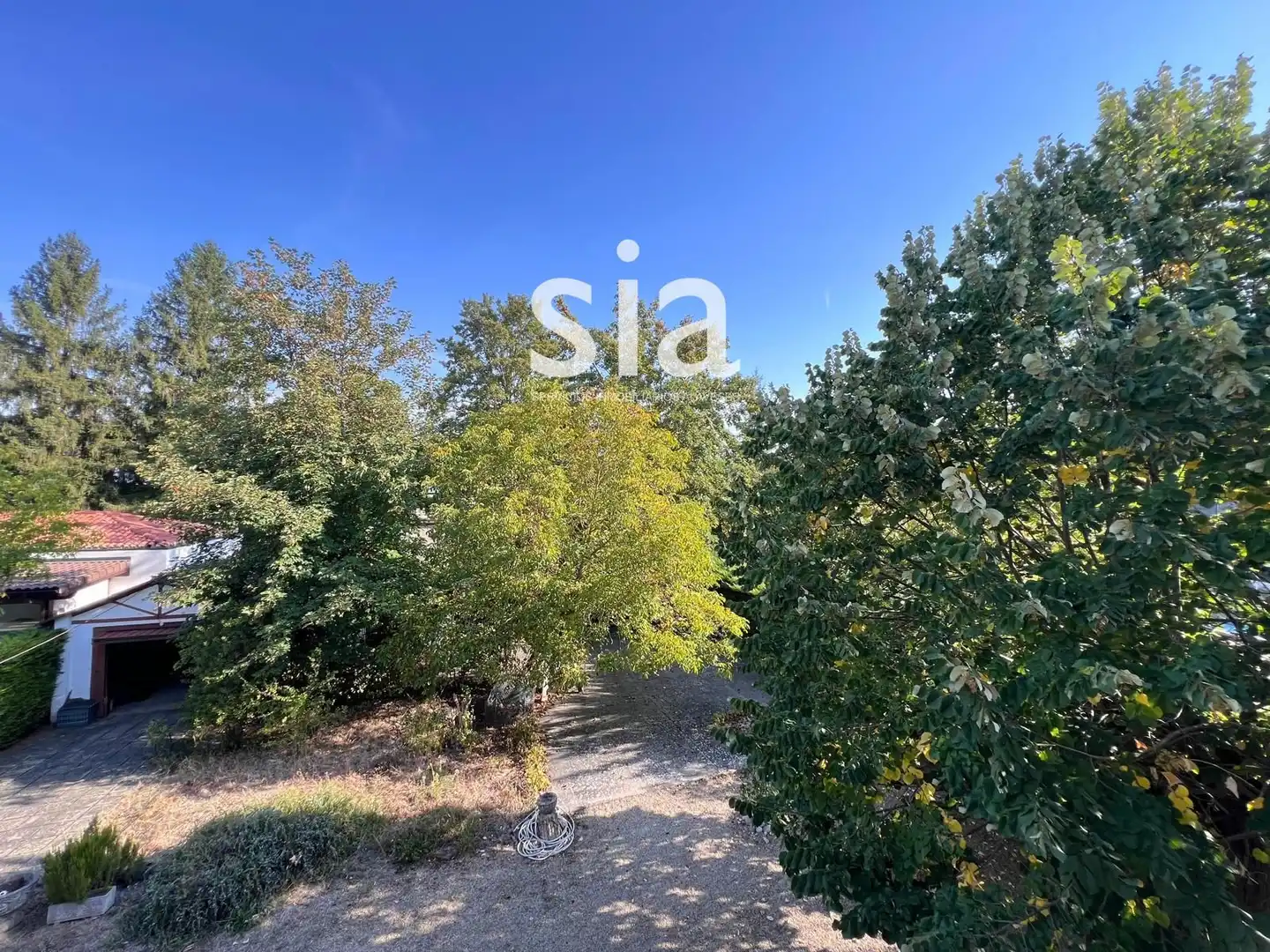 Außenansicht von Haus oder Chalet zum Verkauf in Vitoria - Gasteiz mit Heizung, Privatgarten und Terrasse