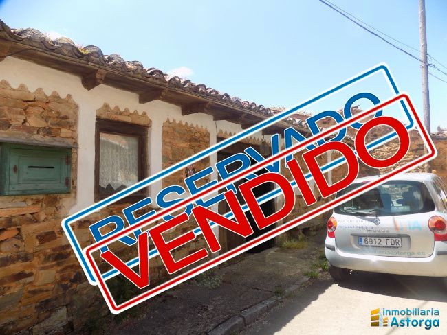 Vista exterior de Casa o xalet en venda en Brazuelo amb Calefacció i Jardí privat