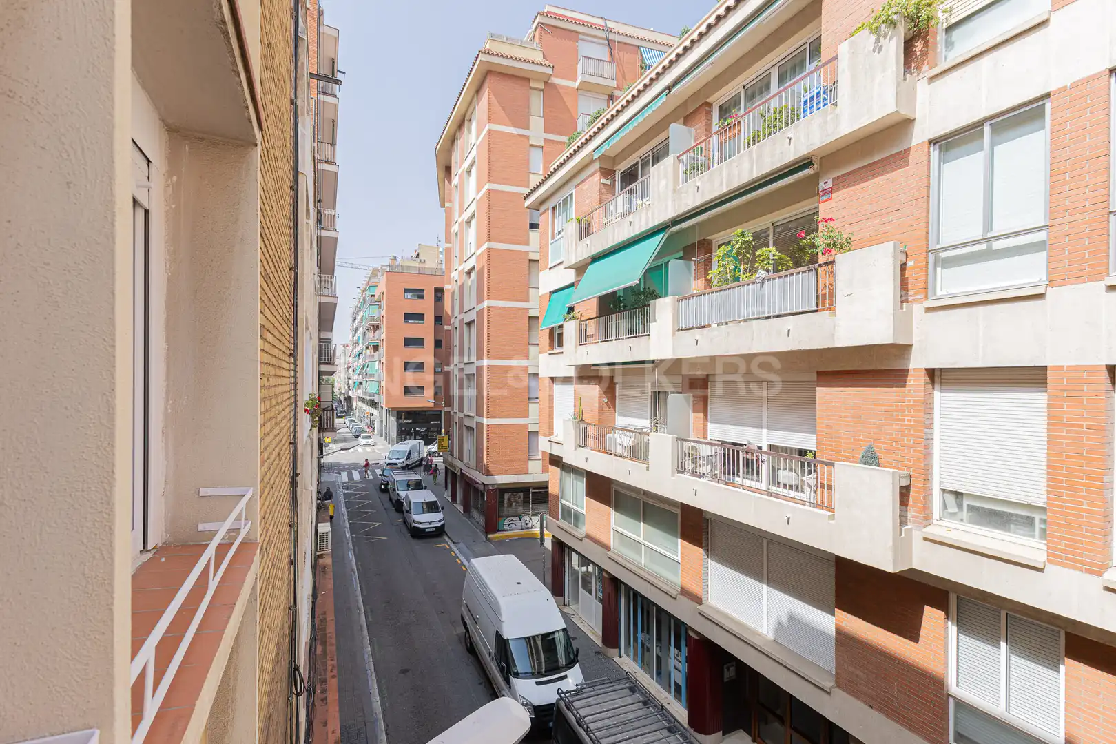 Vista exterior de Piso en venta en Barcelona con Aire acondicionado, Calefacción y Parquet