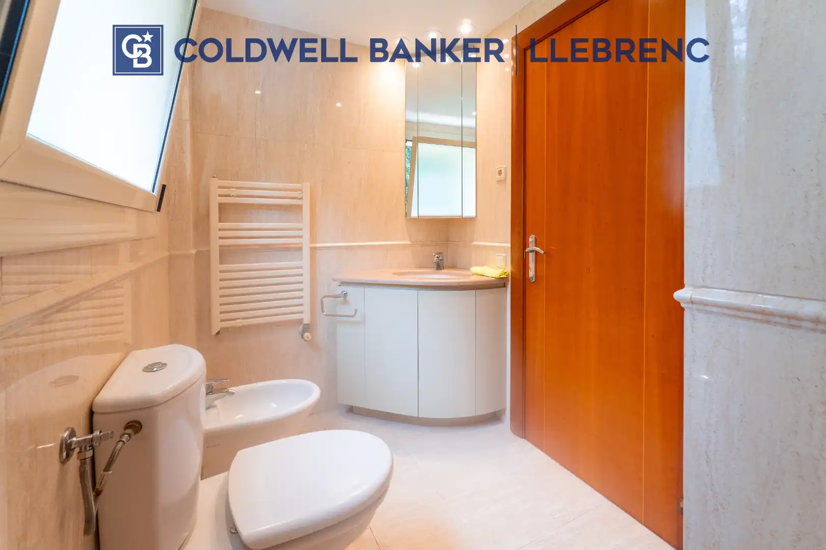 Baño de Casa o chalet de alquiler en Barcelona con Aire acondicionado, Calefacción y Jardín privado
