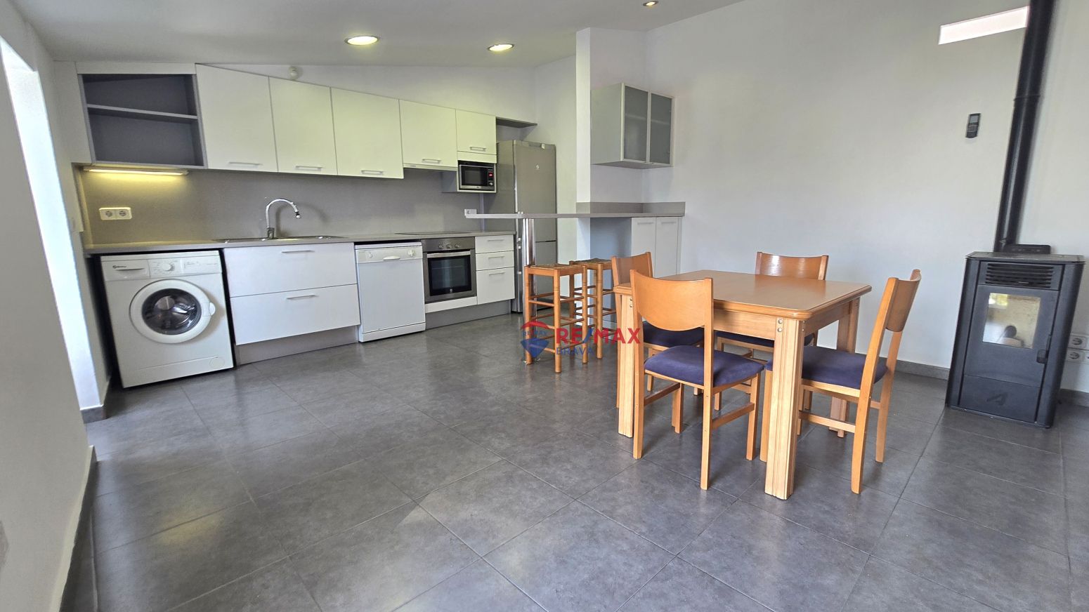 Kitchen of Flat for sale in Olot  with Air Conditioner, Heating and Terrace