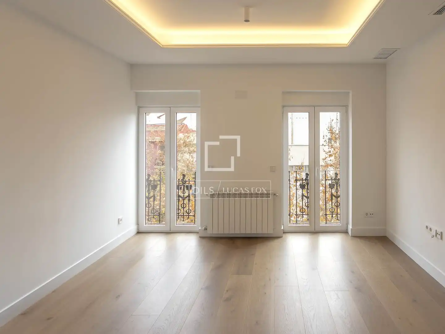 Ático en venta en  Madrid Capital con Aire acondicionado, Calefacción y Parquet