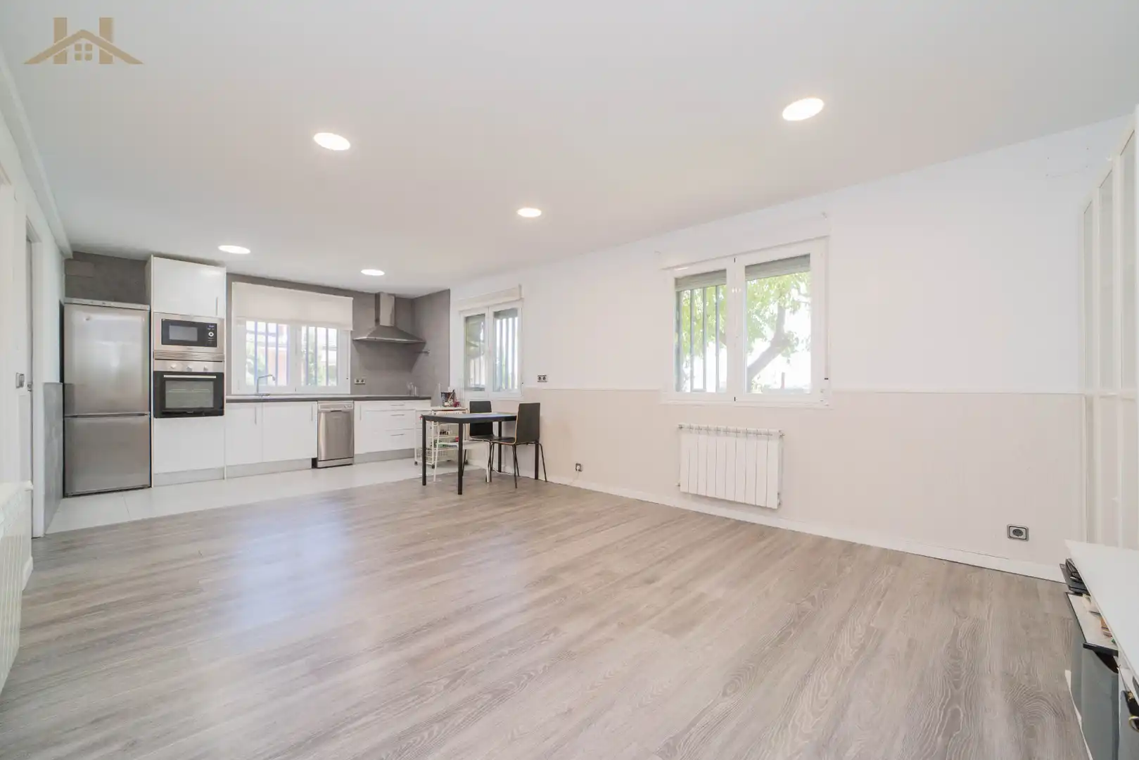 Cocina de Casa o chalet en venta en Valdemorillo con Aire acondicionado, Calefacción y Jardín privado