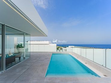 Casa con piscina en venta en Valito