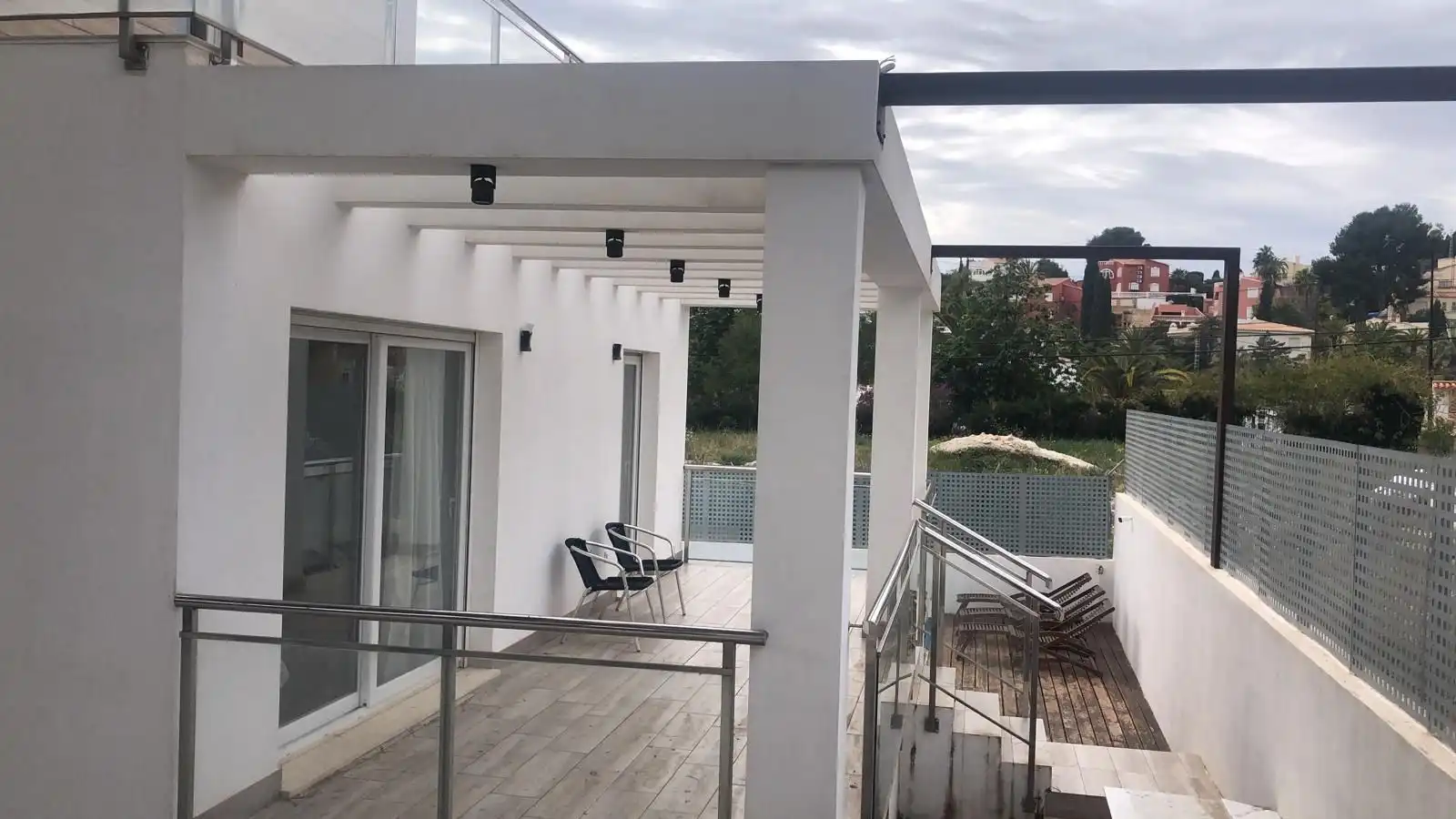 Terrassa de Casa o xalet en venda en La Nucia amb Aire condicionat, Jardí privat i Traster