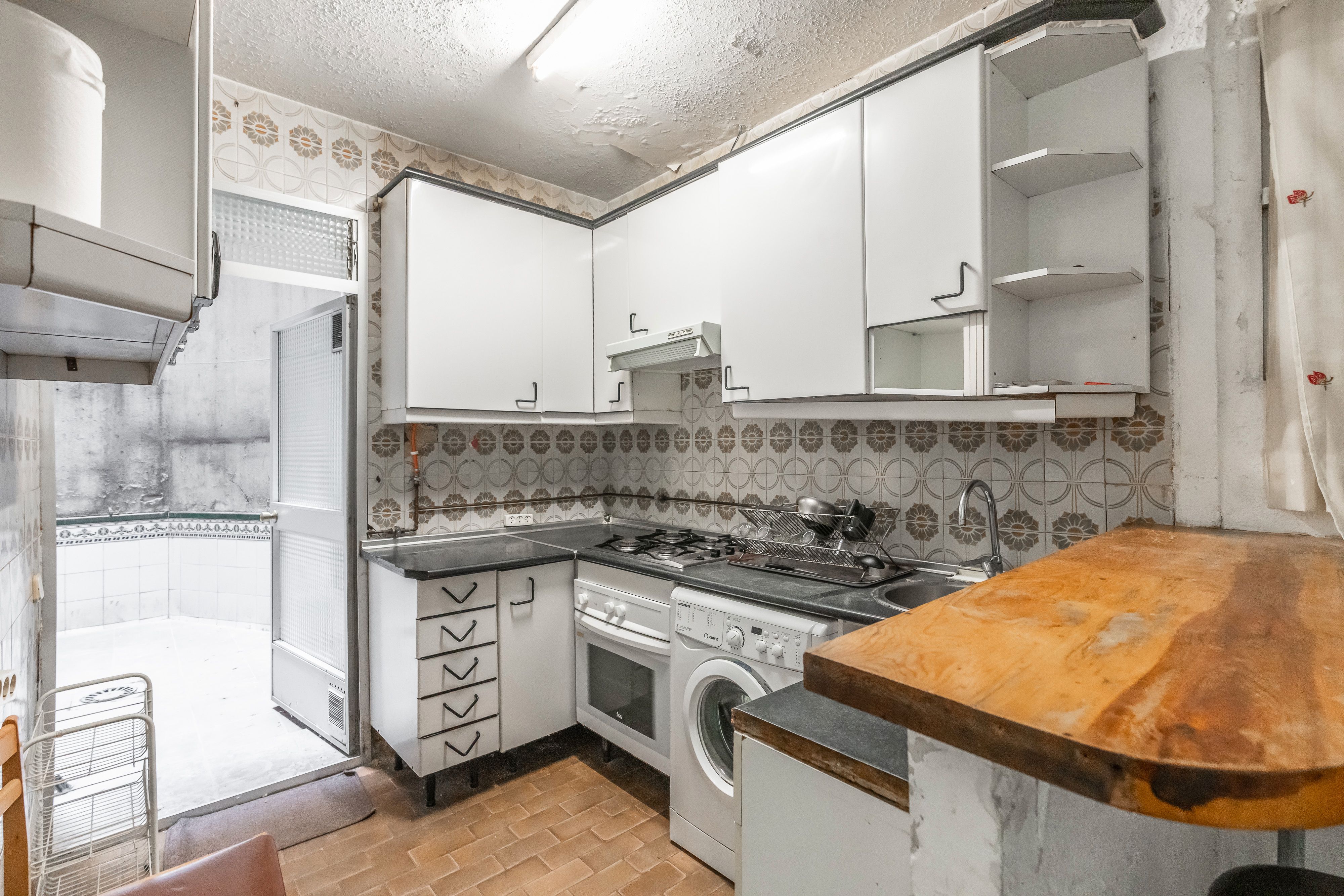 Kitchen of Flat for sale in  Madrid Capital  with Terrace