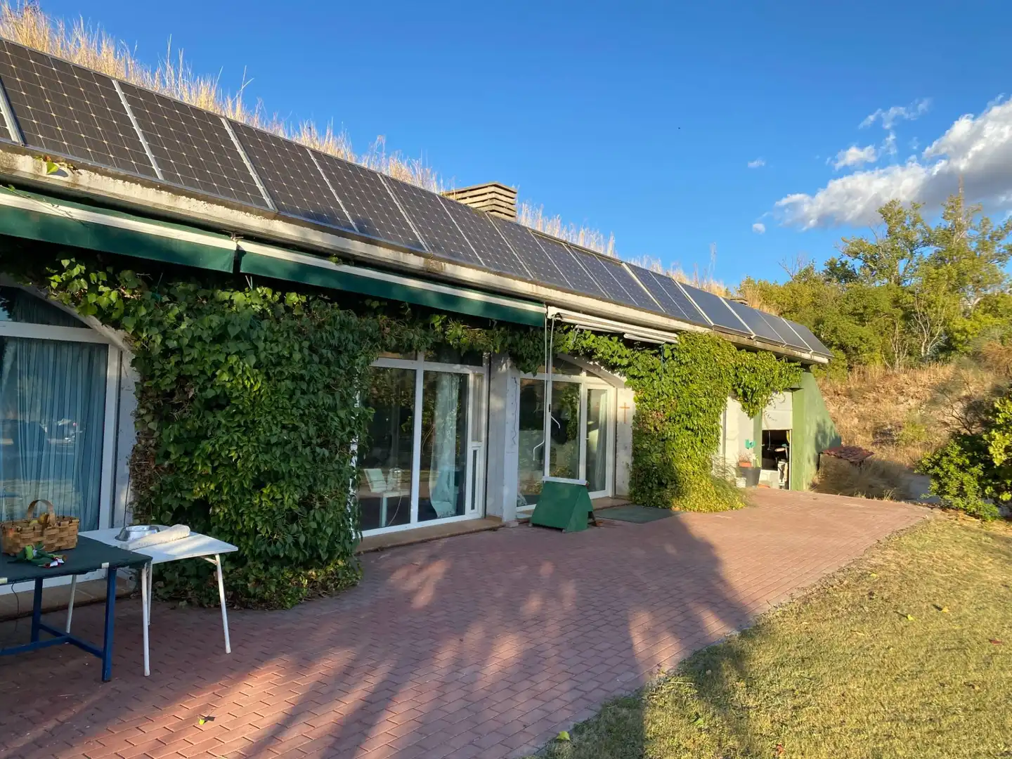 Vista exterior de Finca rústica en venda en Valoria la Buena amb Jardí privat i Piscina