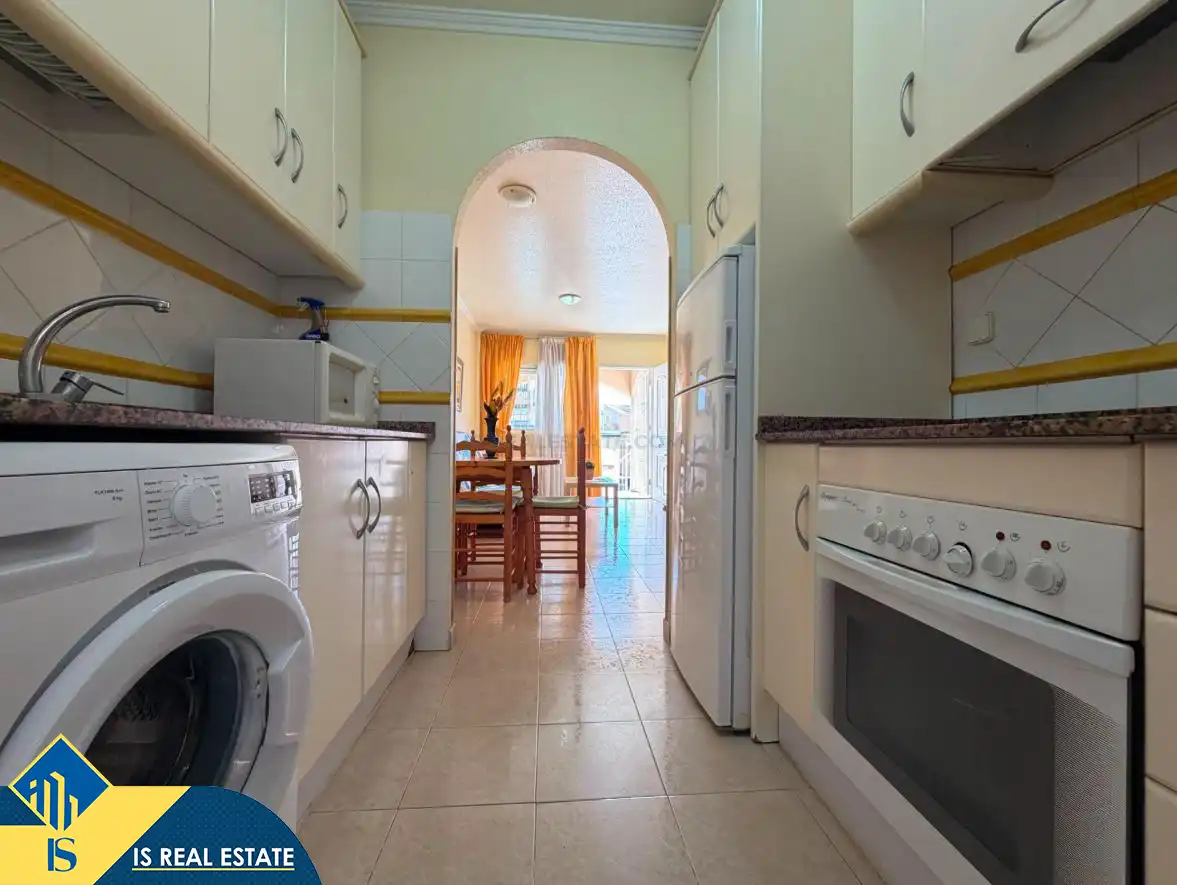 Cocina de Casa o chalet en venta en Torrevieja con Calefacción, Jardín privado y Terraza