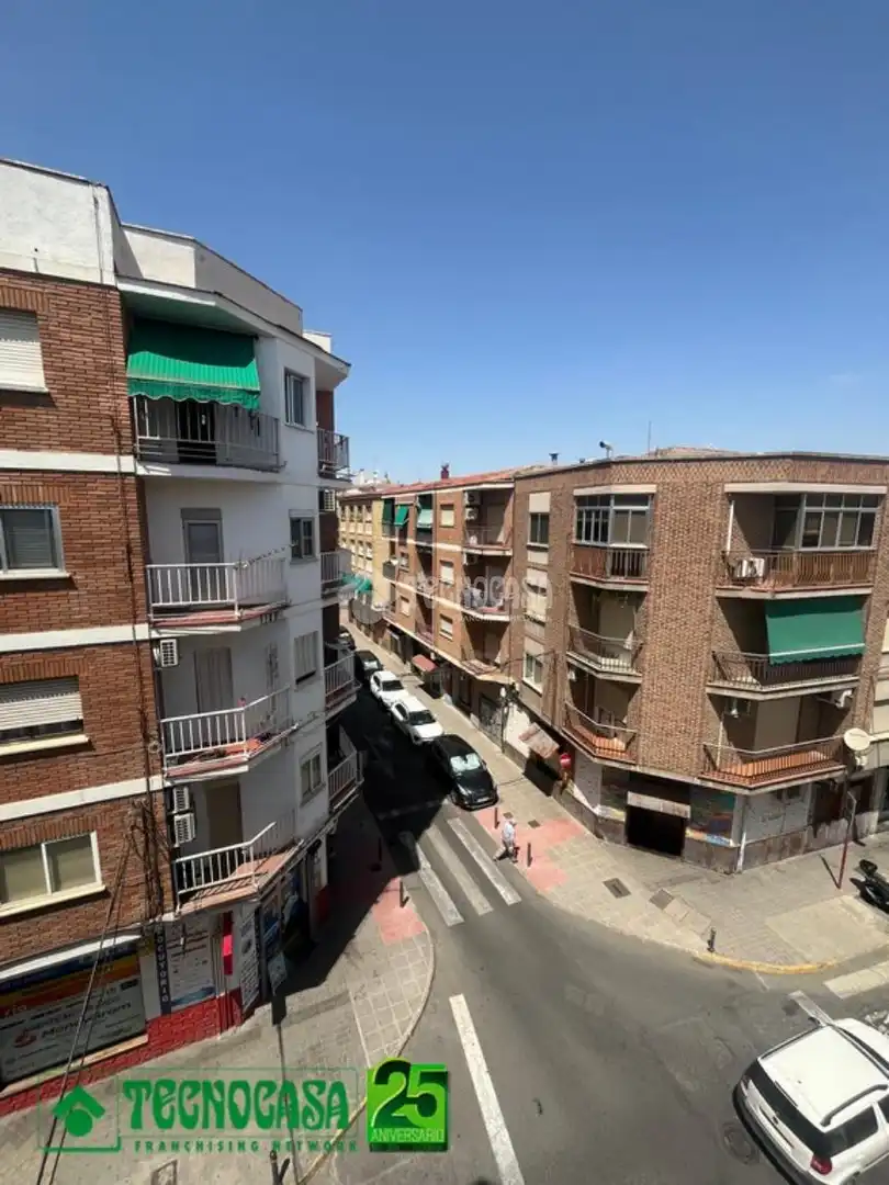 Vista exterior de Pis en venda en Ciudad Real amb Calefacció