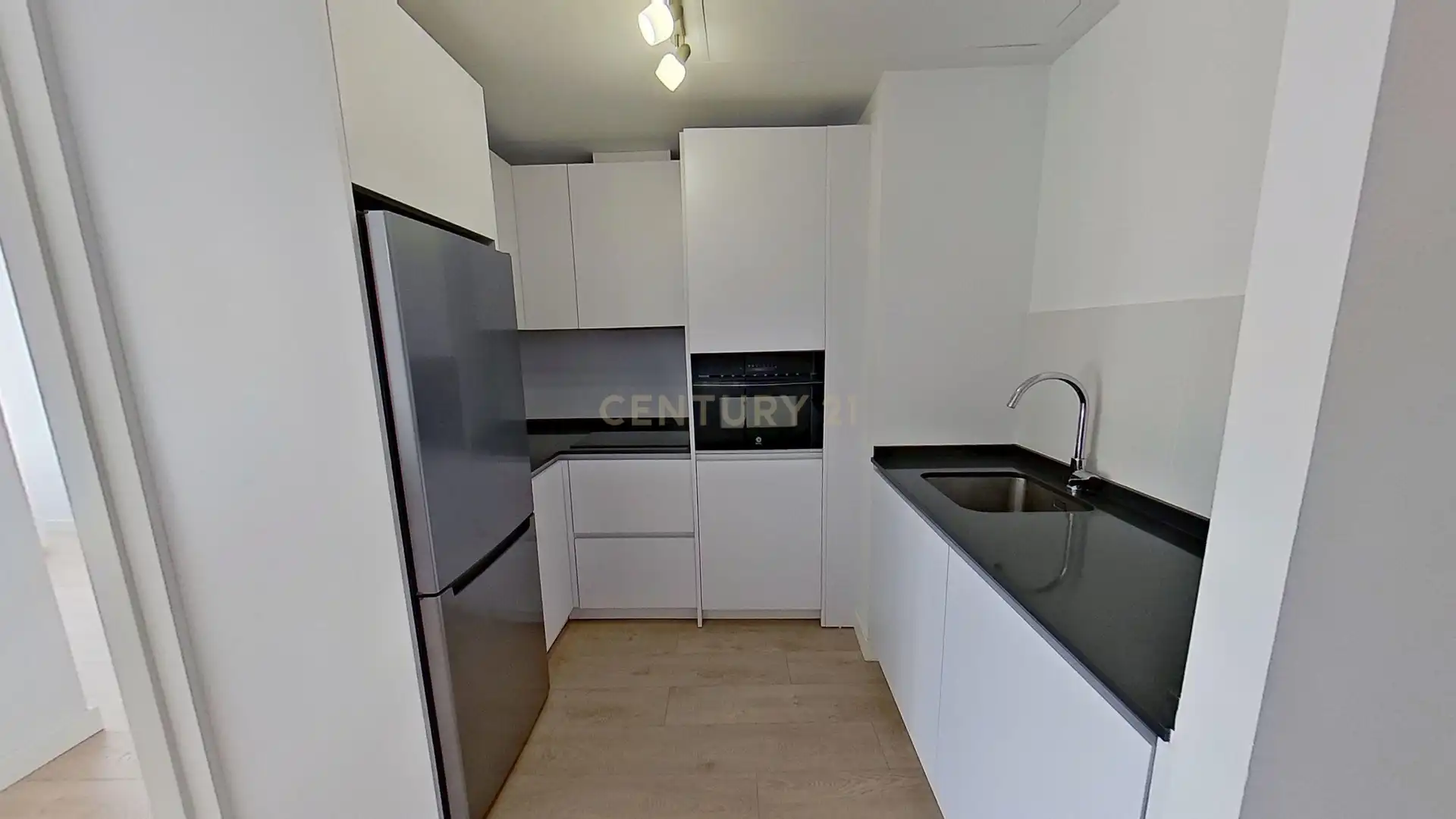 Cuina de Apartament de lloguer en Málaga amb Aire condicionat, Traster i Forn