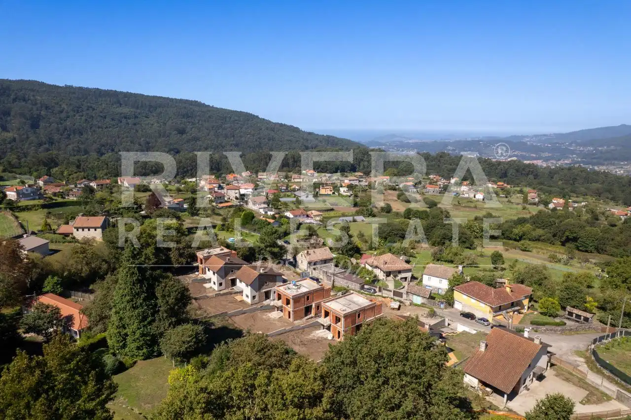 Casa o xalet en venda en Gondomar amb Calefacció, Jardí privat i Terrassa