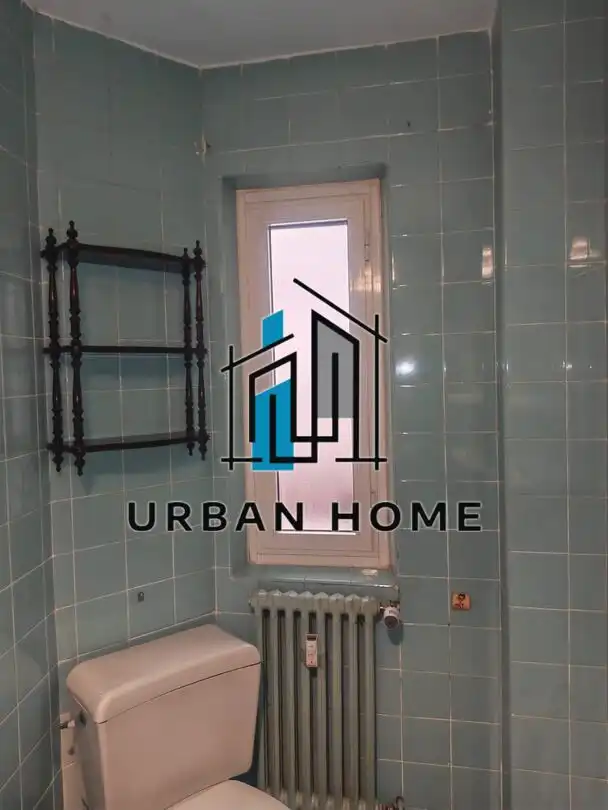 Baño de Piso de alquiler en León Capital  con Calefacción