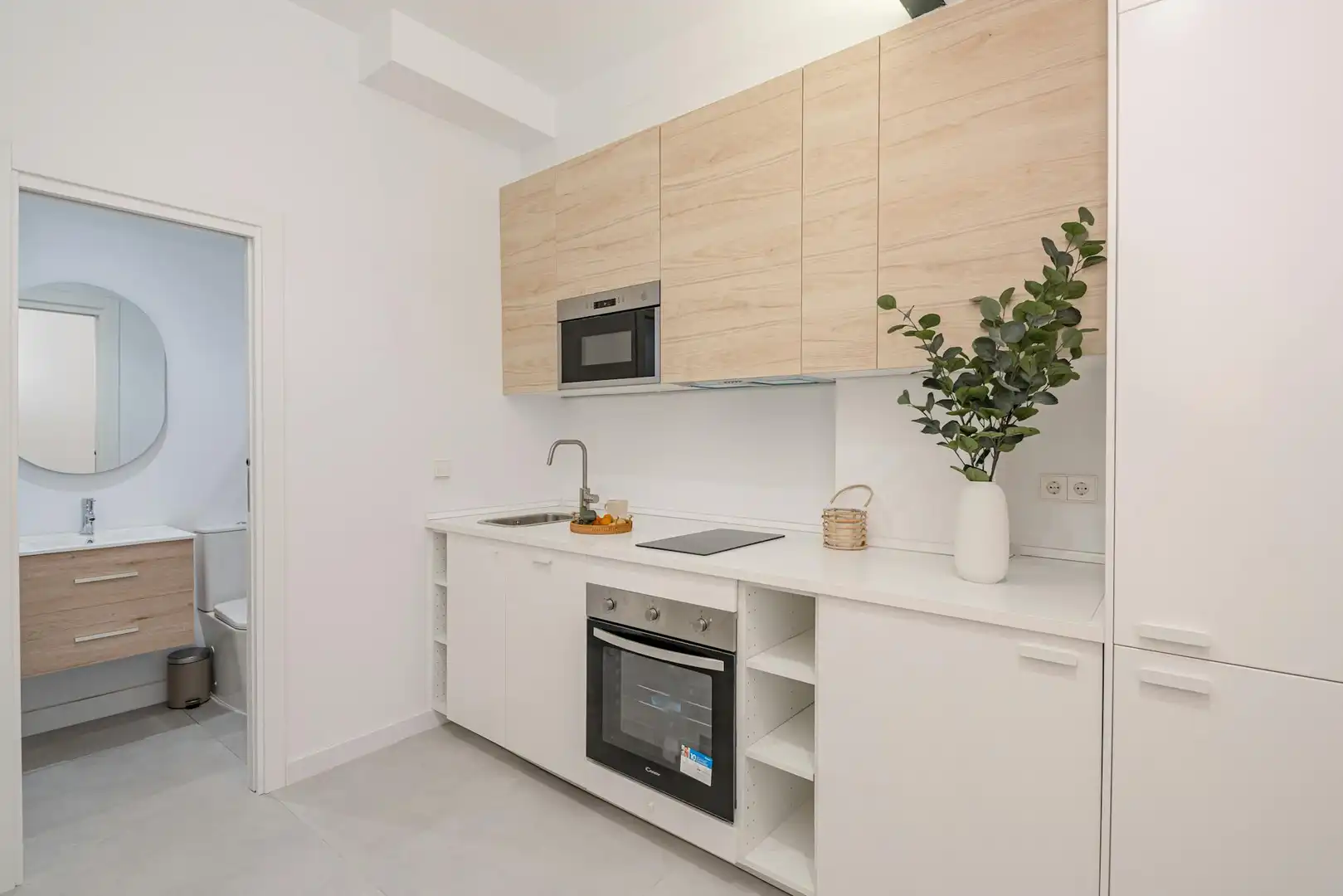 Kitchen of Flat for rent in Madrid  with Air Conditioner, Heating and Furnished