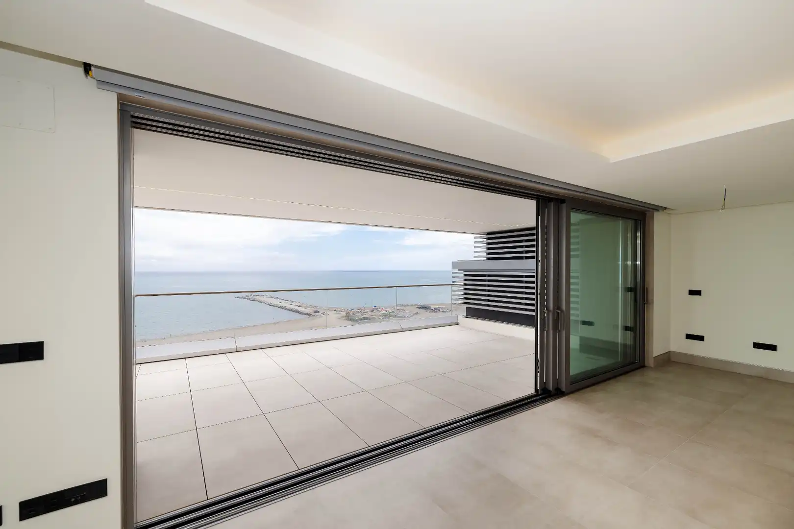 Wohnung mit Terrasse zum Verkauf in Calle Pacífico 100, imagen 4