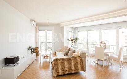 Apartament en venda a Centre - Passeig i Rodalies
