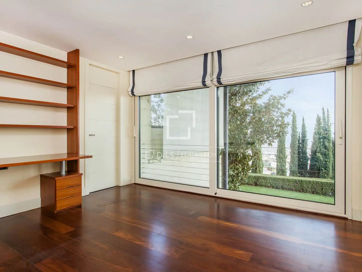 Balcony of Houses for sale in Barcelona