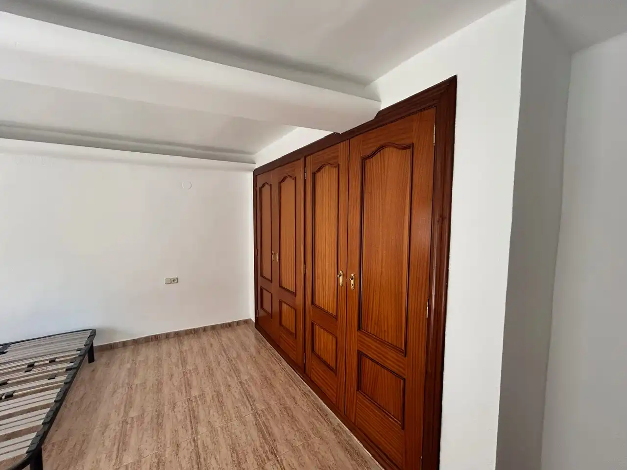Habitación de Piso de alquiler en Alaquàs con Horno, Balcón y Alarma