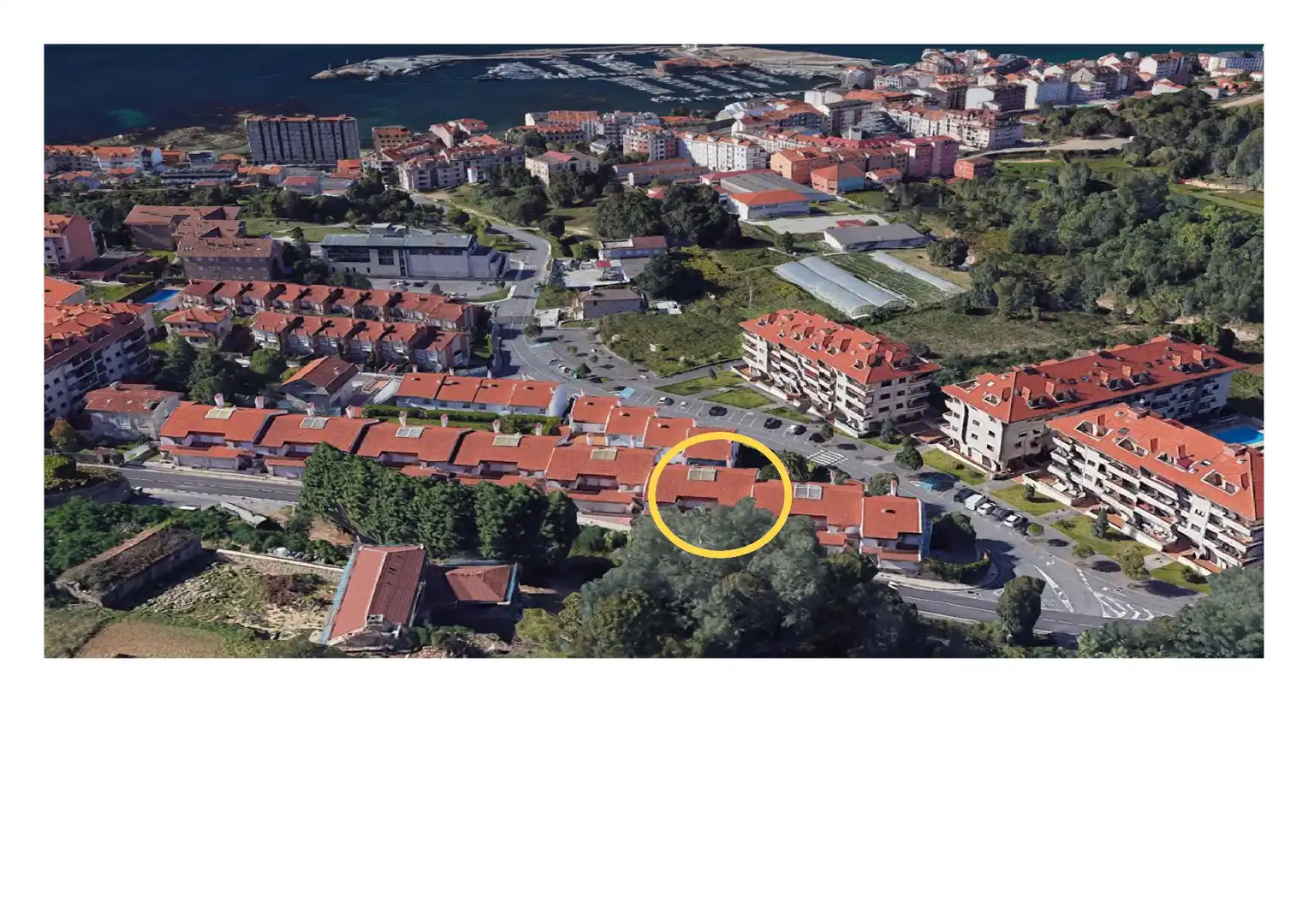 Vista exterior de Casa adosada de lloguer en Sanxenxo amb Jardí privat, Terrassa i Moblat