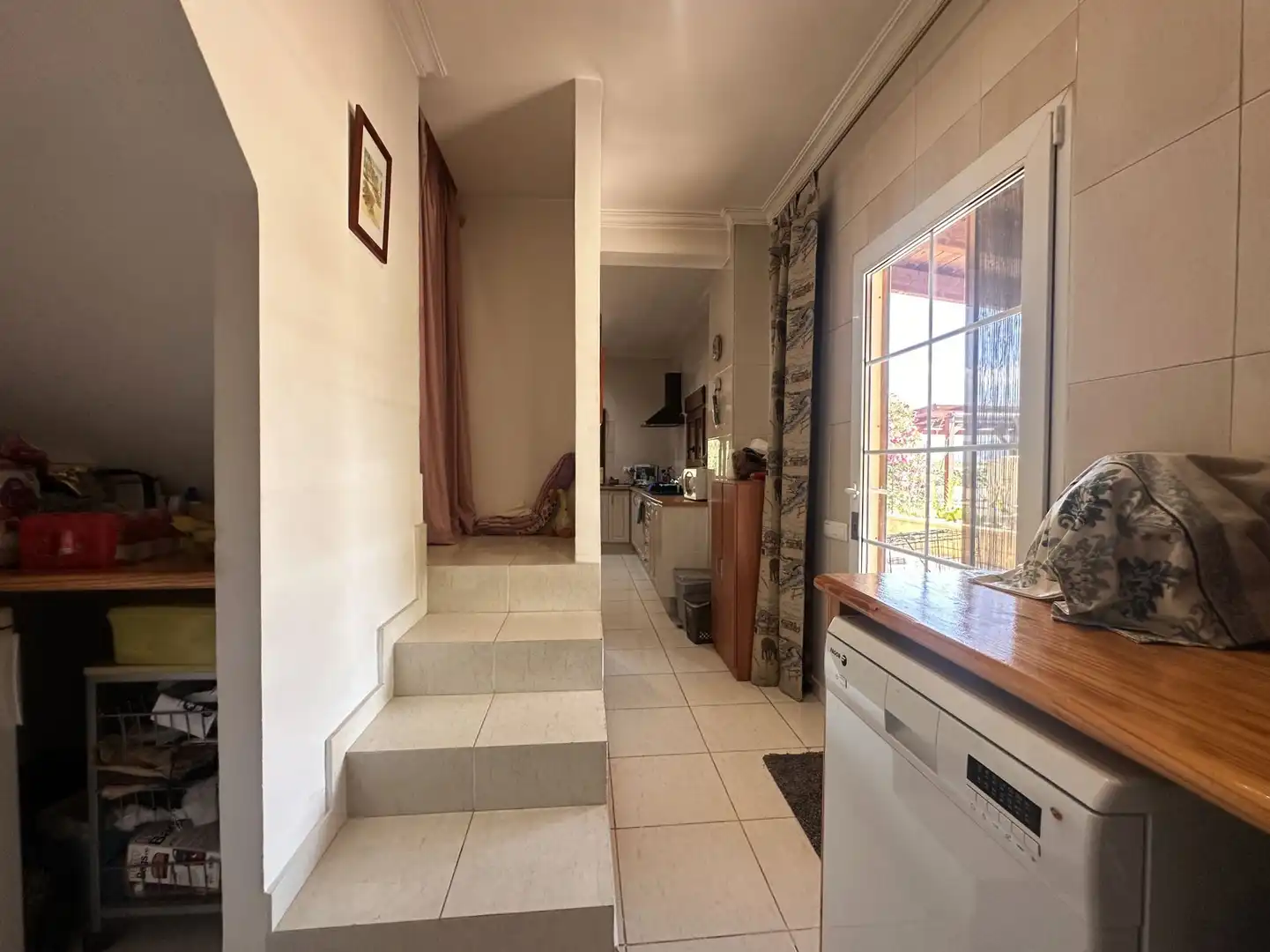 Houses for sale in Ontinyent  with Air Conditioner, Heating and Storage room
