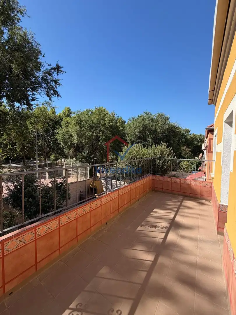 Casa bifamiliare con piscina in affitto a Alfonso X el Sabio, imagen 24