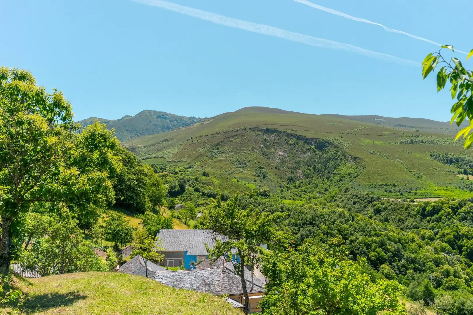 Vista exterior de Casa o xalet en venda en Ibias amb Calefacció, Terrassa i Moblat