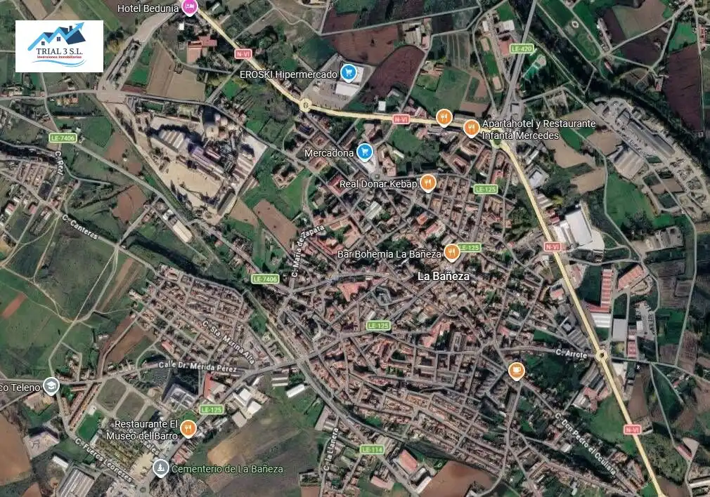 Vista exterior de Piso en venta en La Bañeza 