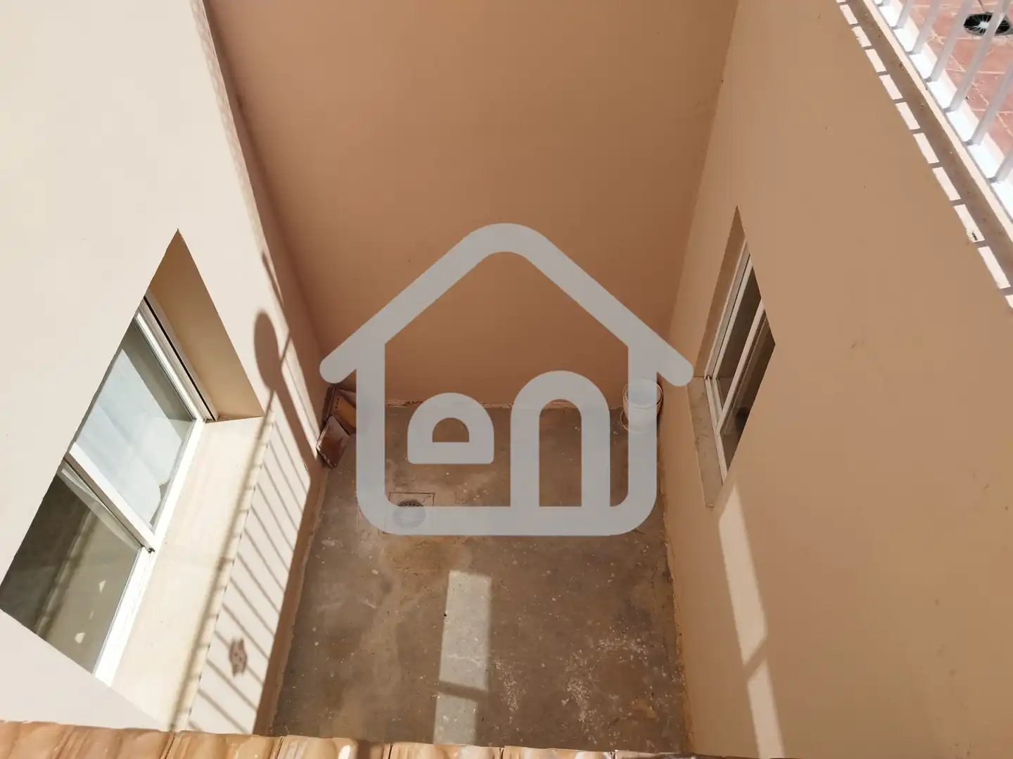 Casa adosada en venta en Calle Bodega, Requena