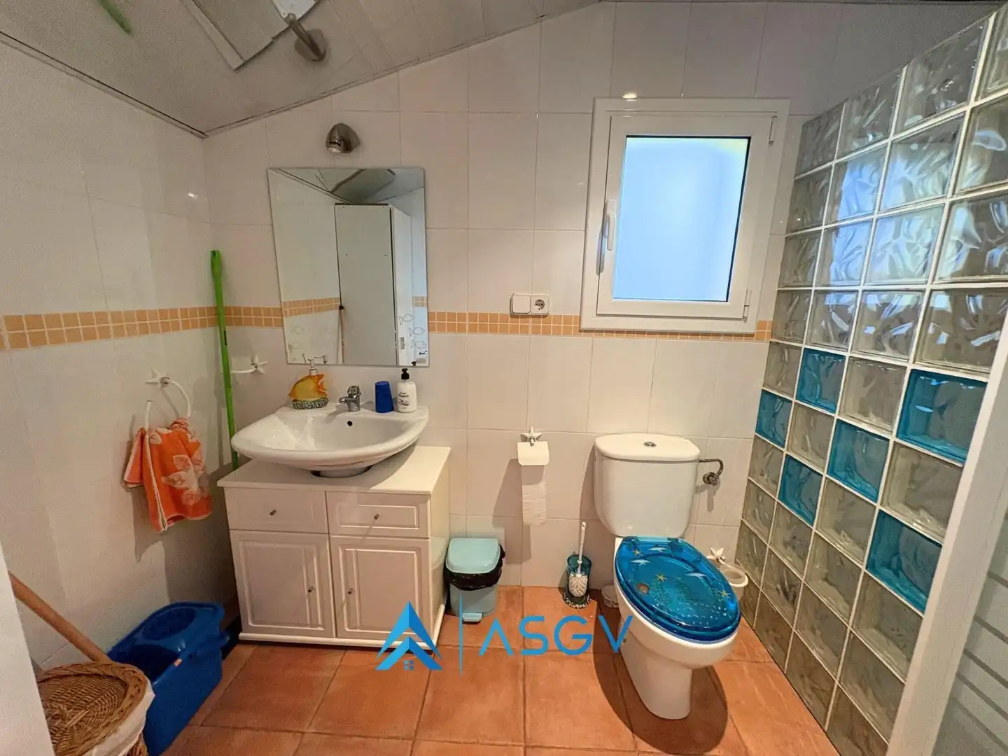 Bathroom of Houses for sale in Piera  with Air Conditioner, Private garden and Terrace