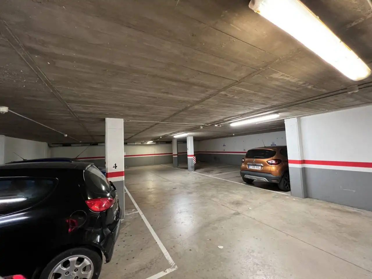 Parkplatz mit Aufzug zur Miete in Calle Agusti santacruz, imagen 4