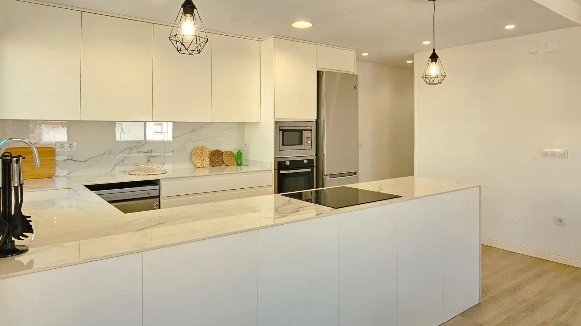 Kitchen of Flat for sale in Daimús  with Air Conditioner, Terrace and Furnished