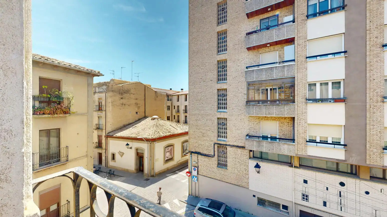 Vista exterior de Piso en venta en Tafalla con Calefacción y Balcón
