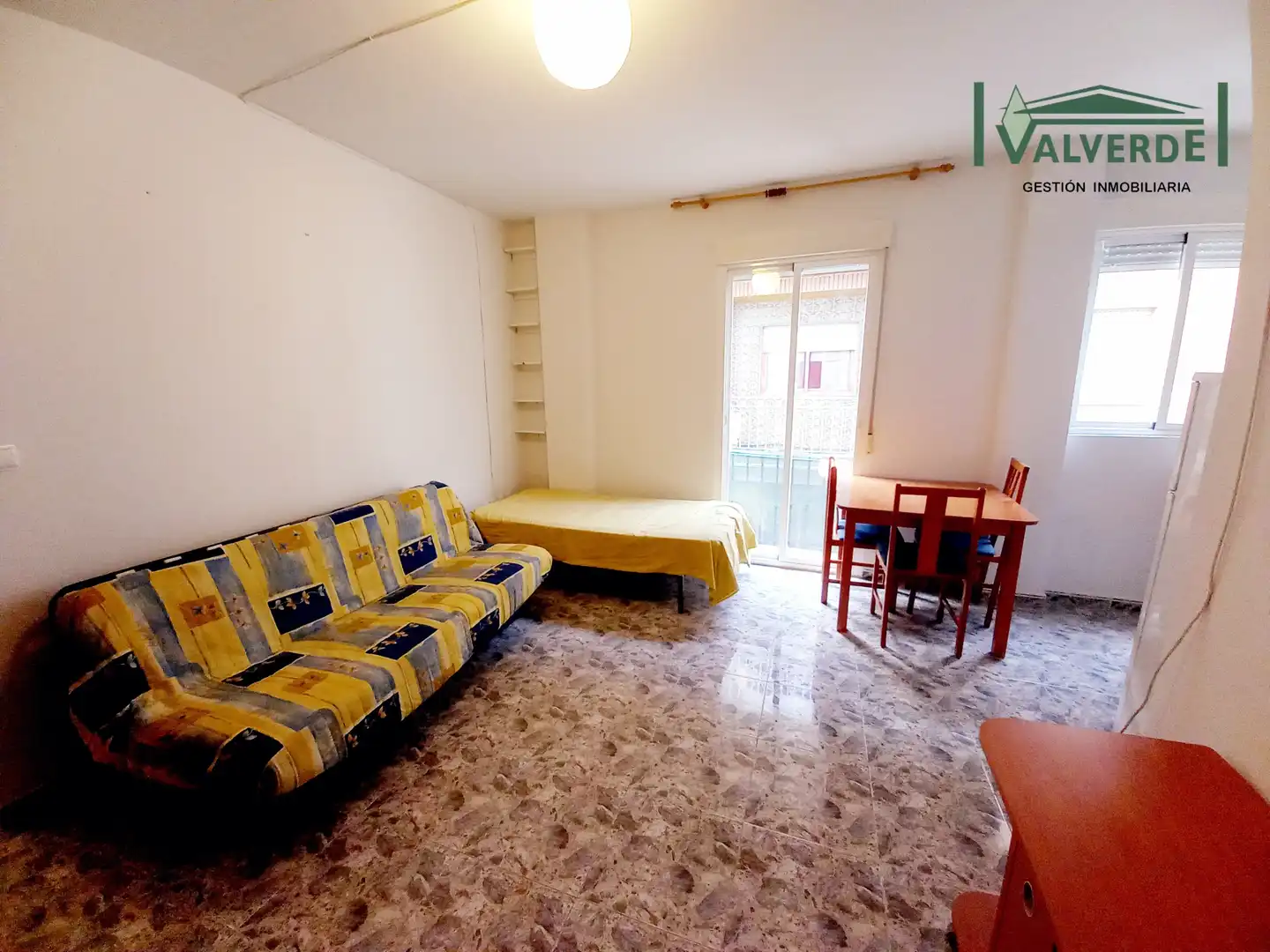 Wohnung zur Miete in Calle Puentezuelas, Centro - Sagrario