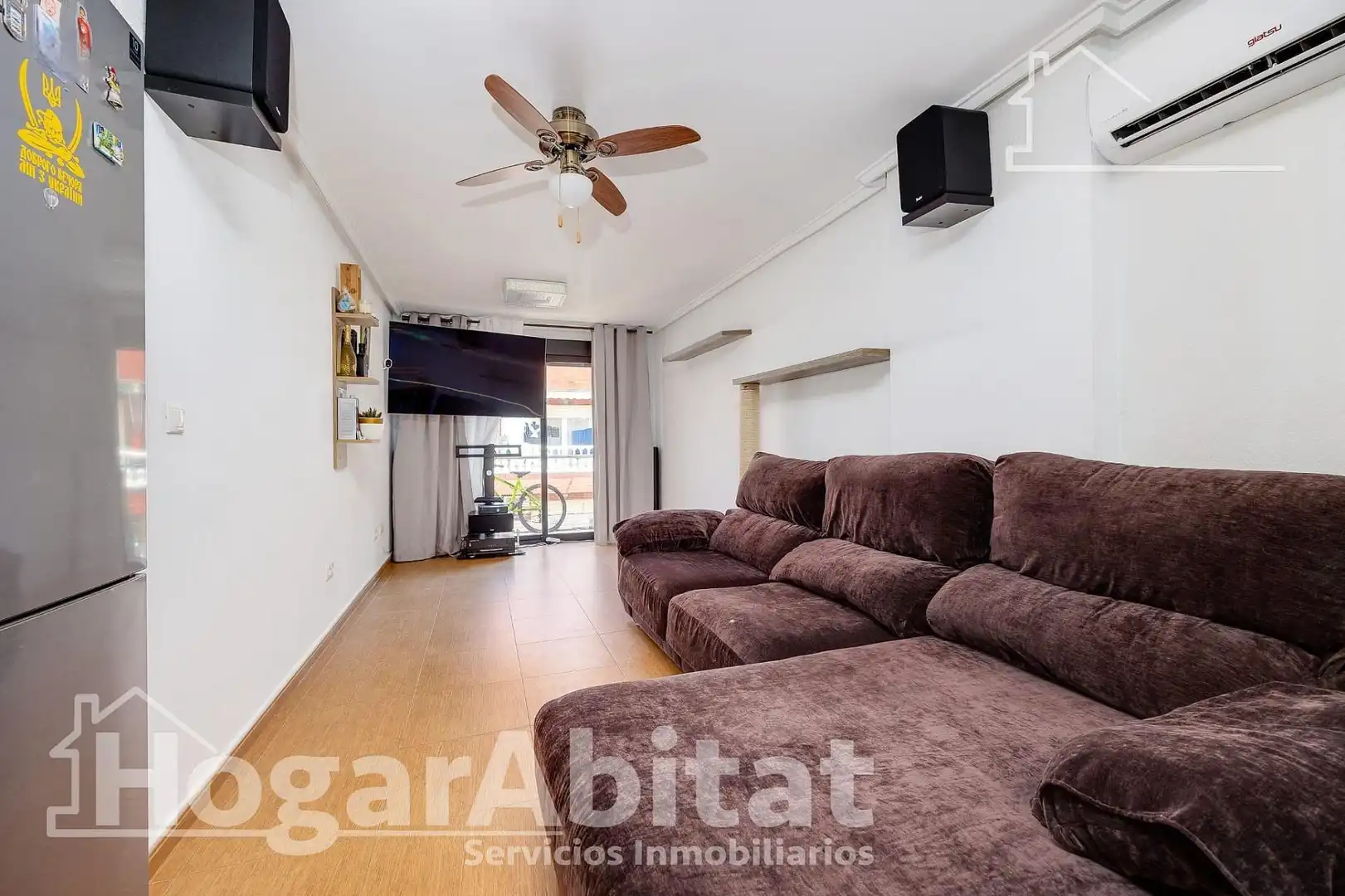 Flat with terrace for sale in Calle FINLANDIA, imagen 2