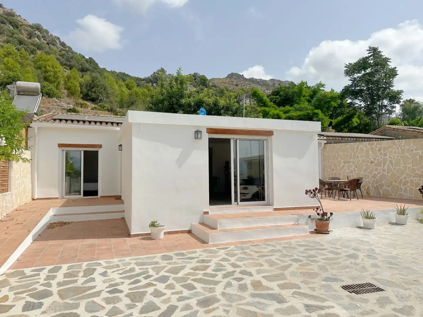 Vista exterior de Finca rústica en venda en El Ràfol d'Almúnia amb Aire condicionat, Calefacció i Terrassa