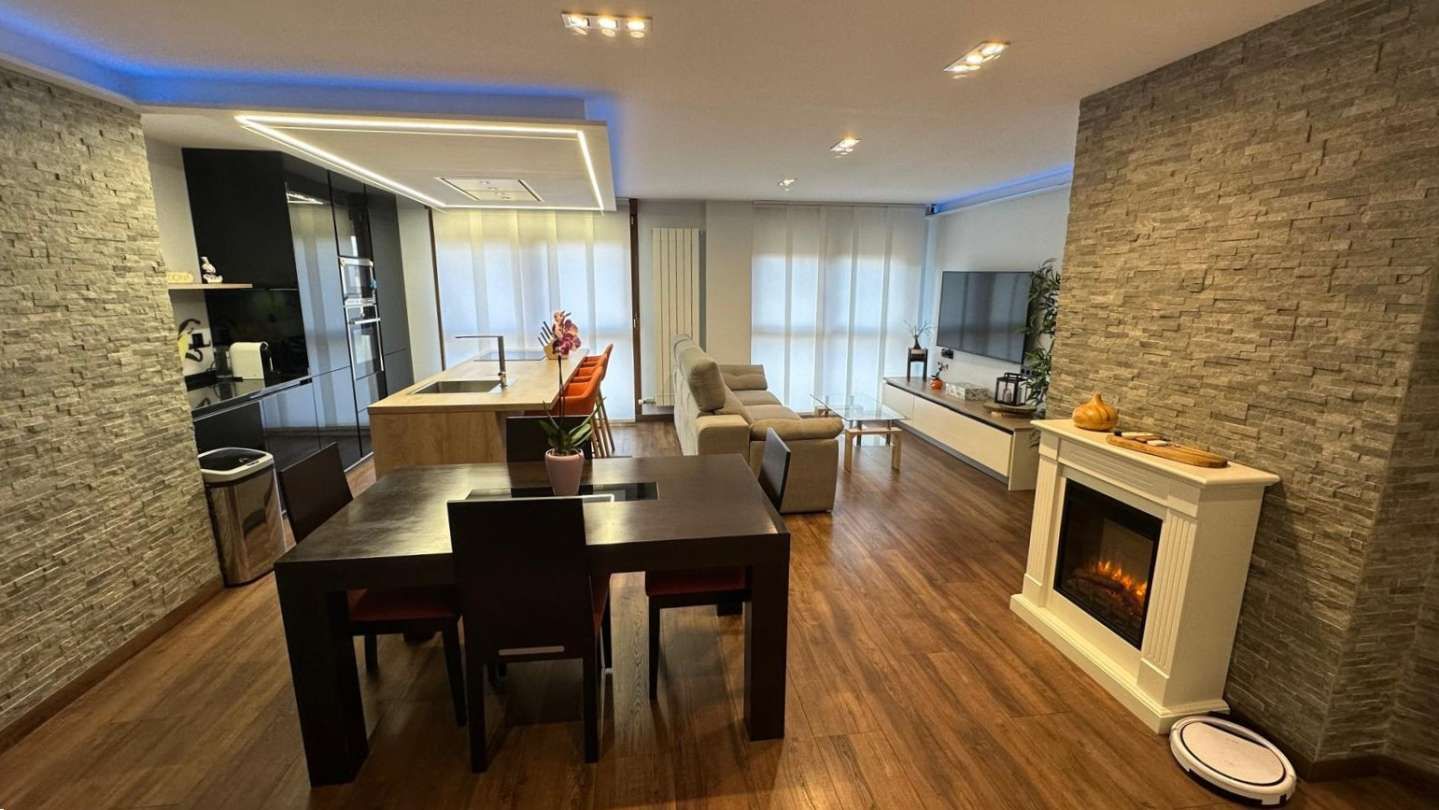 Living room of Flat for sale in Vitoria - Gasteiz  with Heating, Storage room and Furnished