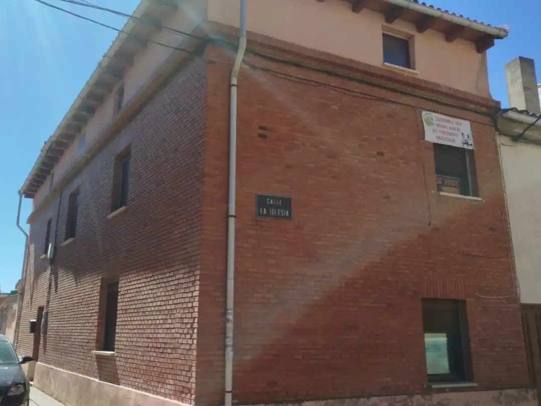 Vista exterior de Casa o xalet en venda en Castrillo de Villavega, Palencia