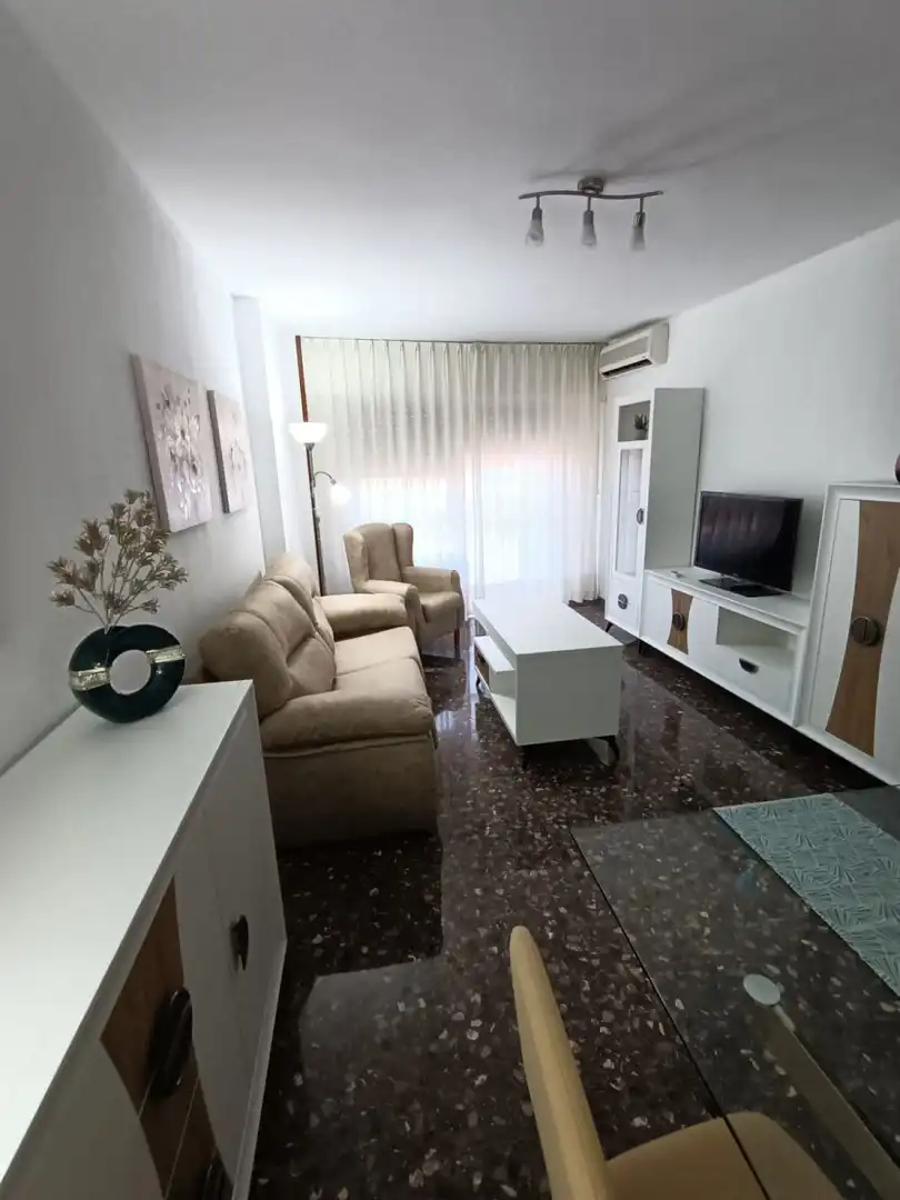 Wohnzimmer von Wohnung zur Miete in Jaén mit Klimaanlage, Terrasse und Möbliert