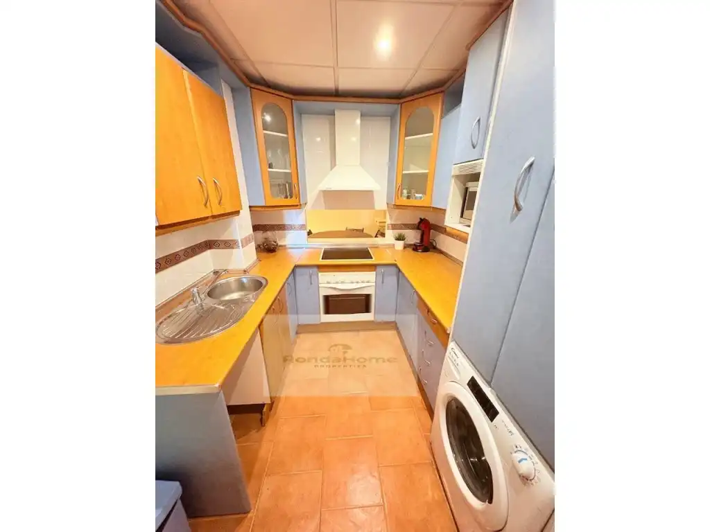 Kitchen of Flat for rent in Benalmádena