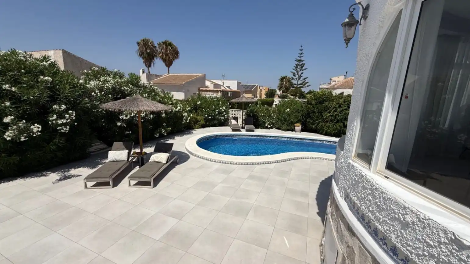 Casa con piscina in vendita a Zona Carrefour - Urbanizaciones, imagen 5