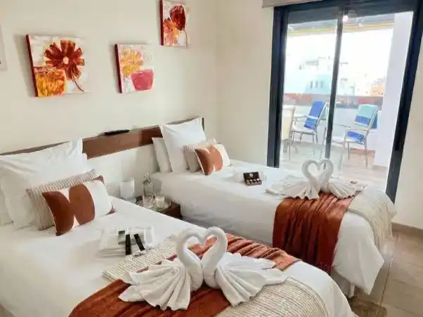 Schlafzimmer von Wohnung zur Miete in Mijas mit Klimaanlage, Privatgarten und Terrasse